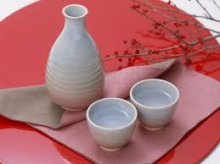 BẠN ĐÃ BIẾT CÁCH UỐNG RƯỢU SAKE NHẬT BẢN CHƯA?
