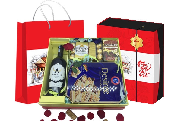 Giá Hộp quà tết 2019 mới nhất